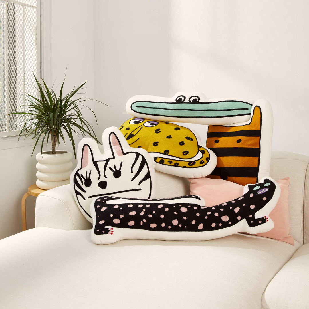 AELFIE PILLOW - Katze - TIER-ZIERKISSEN | Aelfie Oudghiri | Areaware