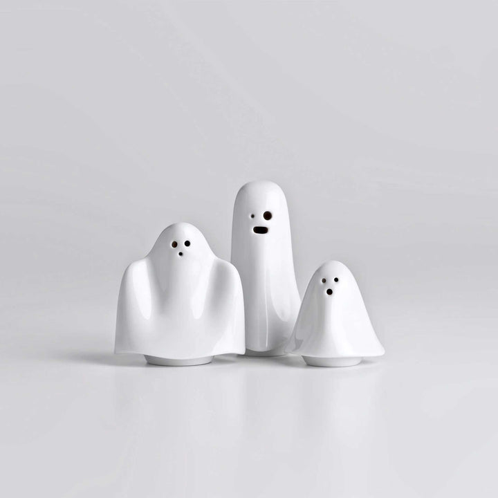 BOOH! | Three little porcelain GHOSTS | white SALT, PEPPER & SPICE SHAKER | Holaria