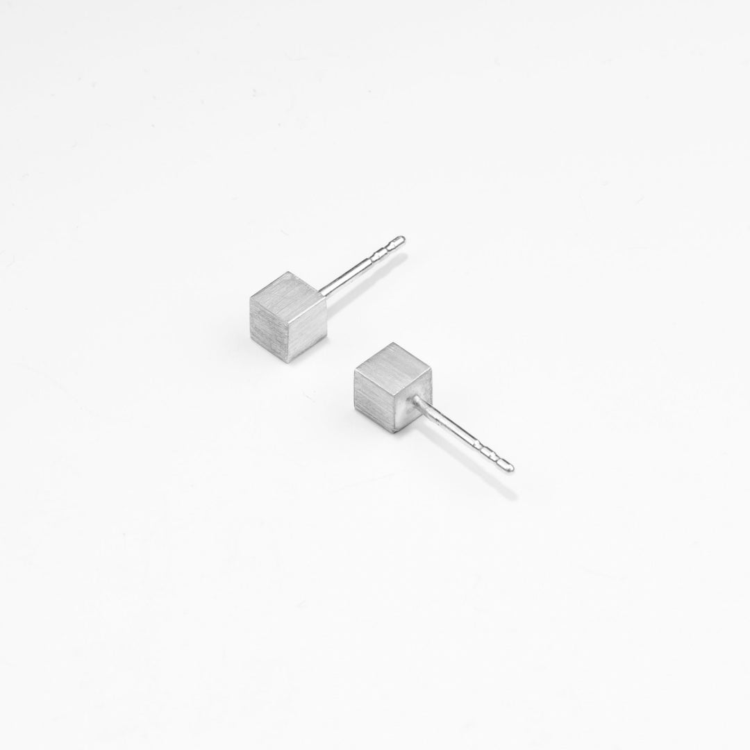 CUBE | EAR STUDS Sterling Silver 925 | Jonathan Radetz