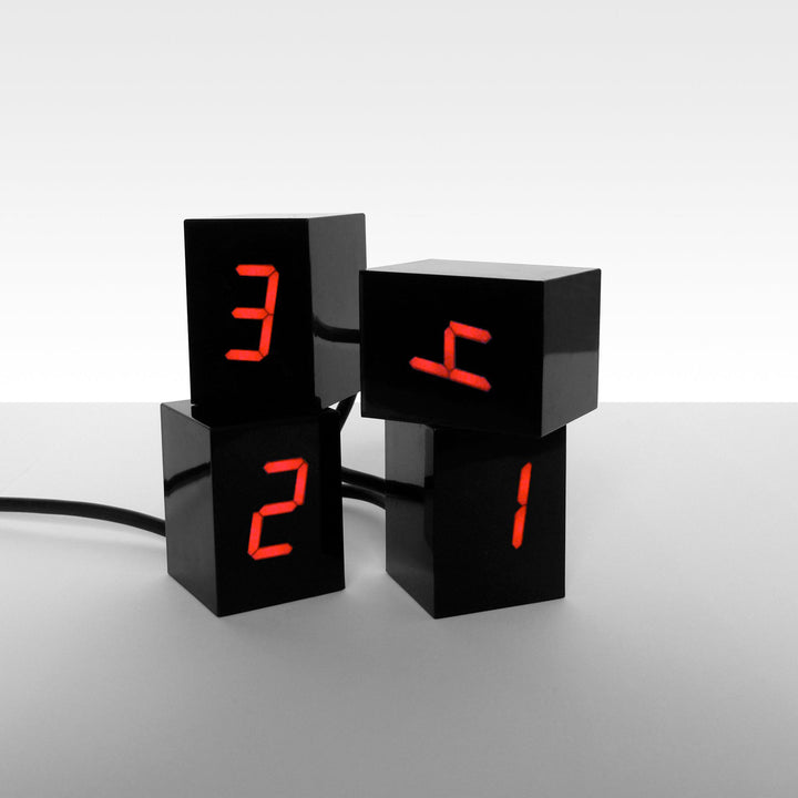 NUMBERS LED ALARM CLOCK - Digitaler Wecker | Jonas Damon | Areaware