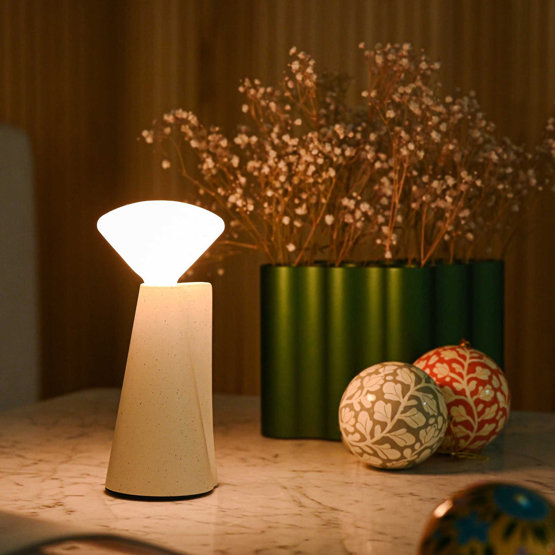 MANTLE - portable lamp - table lamp | tala