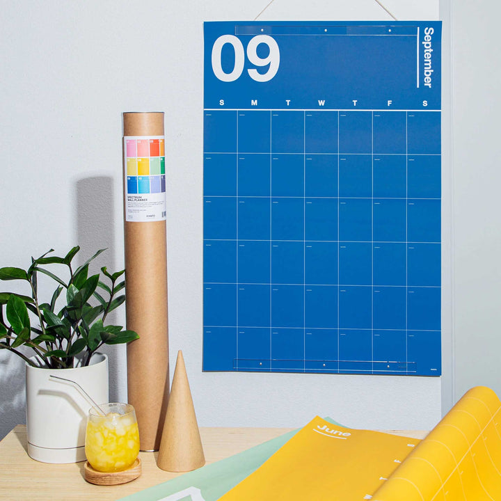 SPECTRUM WALL PLANNER | farbiger & undatierter WAND-MONATS- & JAHRES-PLANER | 77x52 cm | Poketo