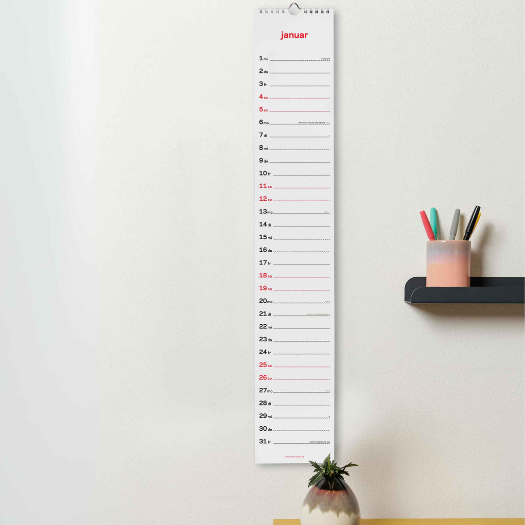 zweitausend&fünfundzwanzig - STREIFEN-KALENDER 2025 - Neon-Korall Schwarz Gold - 12×69 cm | rikiki