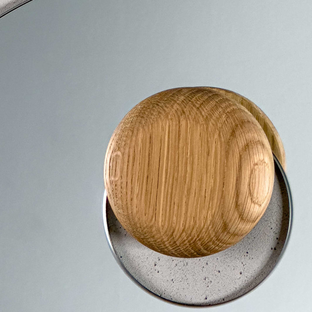 REFLECT! - wall mirror with panelled back - Pure | finbeaux