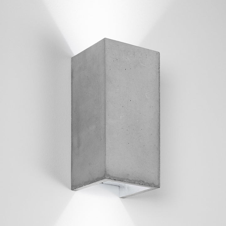 Wall light 'B8 Dark'